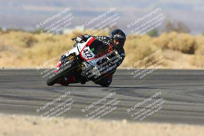 media/Dec-06-2024-CVMA Friday Practice (Fri) [[e1d1c5d4fc]]/4-Group 4 and Trackday/Session 4 (Turn 16)/